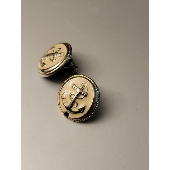 Vintage Round Anchor Cream Enamel Goldtone Pierced Earrings - Picture 4 of 5